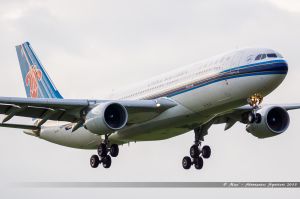 Airbus A330-200 (B6135) China Southern Airlines