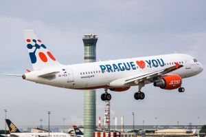 Airbus A320 (OK-HCA) Holidays Czech Airlines "Prague Love You" c/s