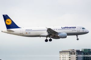 Airbus A320 (D-AIZK) Lufthansa