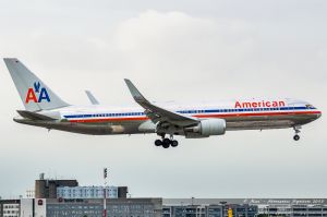 Boeing B767-300 (N386AA) American Airlines