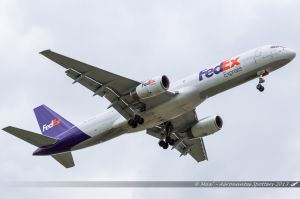 Boeing B757-200F (N922FD) FedEx