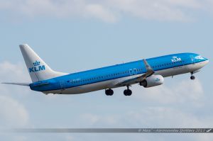 Boeing B737-800 (PH-BXT) KLM