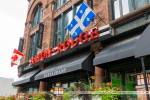 L'institution culinaire au Québec, célèbre pour ses fameuses "Côtes Levées"