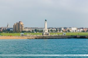 Portsmouth Naval Memorial vu depuis la mer
