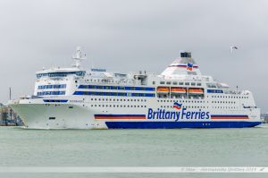 Le Normandie de la Brittany Ferries, quittant Portsmouth pour Ouistreham 