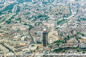 Vu du Ciel : Centre Ville de Nantes avec la Tour Bretagne