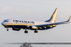 Boeing B737-800 (EI-DHV) Ryanair