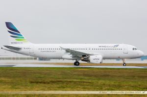 Airbus A320 (YL-LCA) Windavia lsf Smartlynx